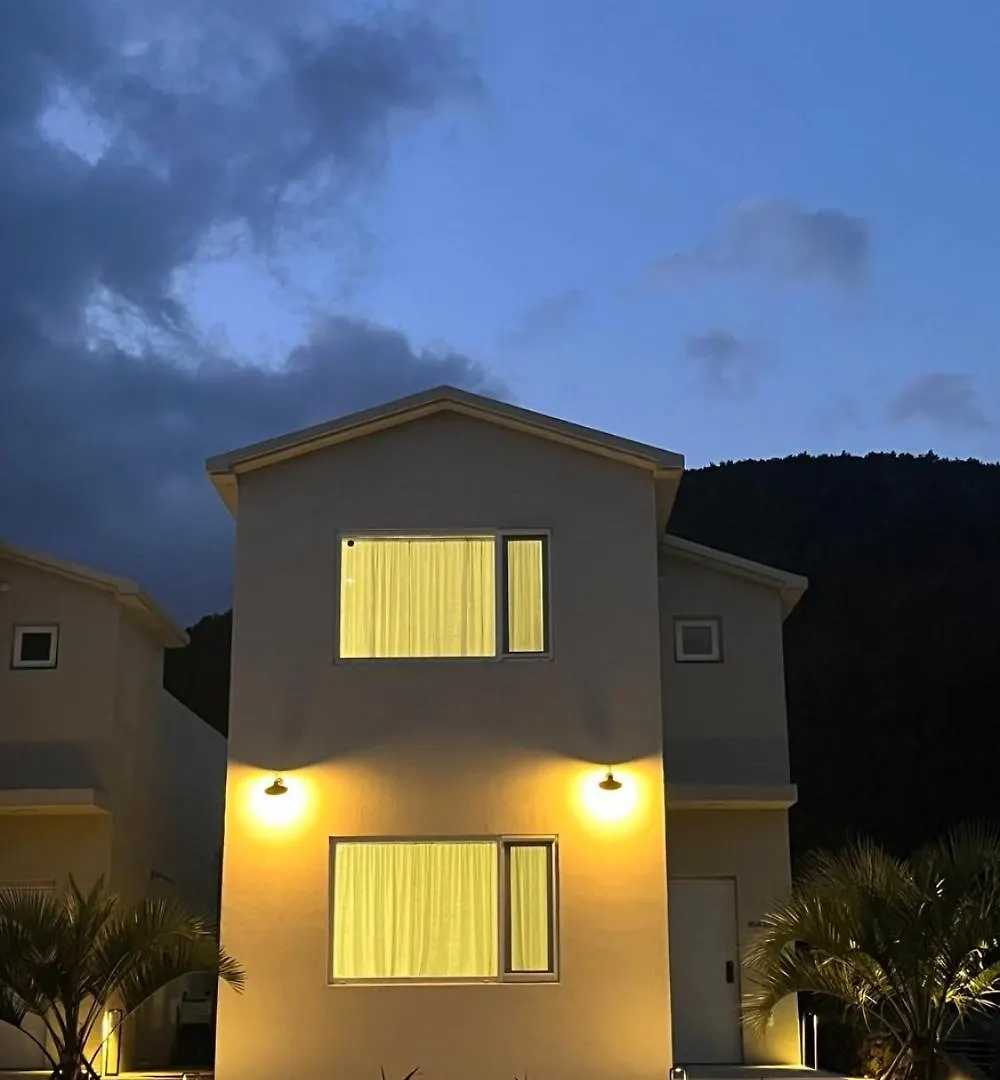 Гостевой дом Отель Jeju House Marge Южная Корея