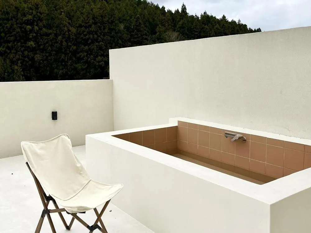 Гостевой дом Отель Jeju House Marge